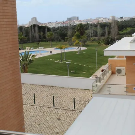 Vila Branca 90 *