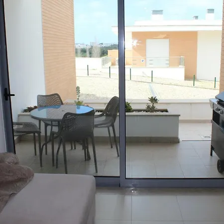 Vila Branca 90 *